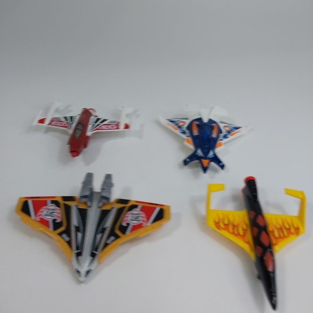 Matchbox Plane Lot Of 4 Aircraft Airplanes